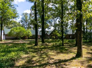 1734 Petit Jean Mountain Rd, Morrilton, AR 72110