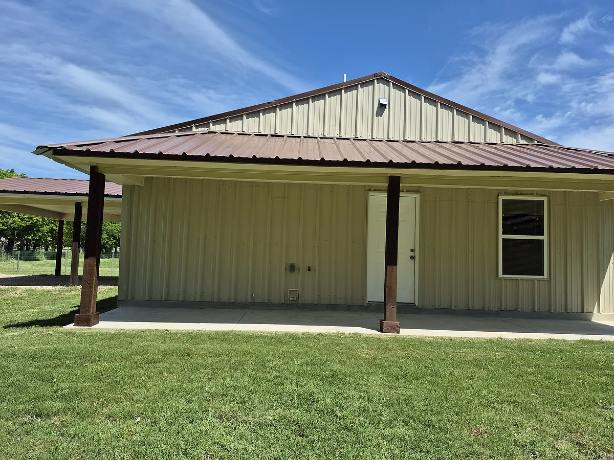 Building Photo - 14320 Cashs Mill Rd