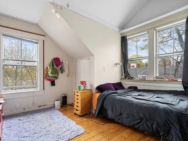 48 Spring Park Ave #2 — Photo 8