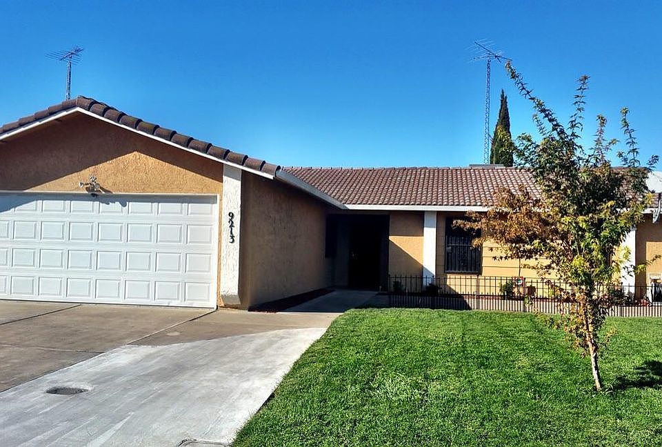 1st image of 9213 Lariat Ln