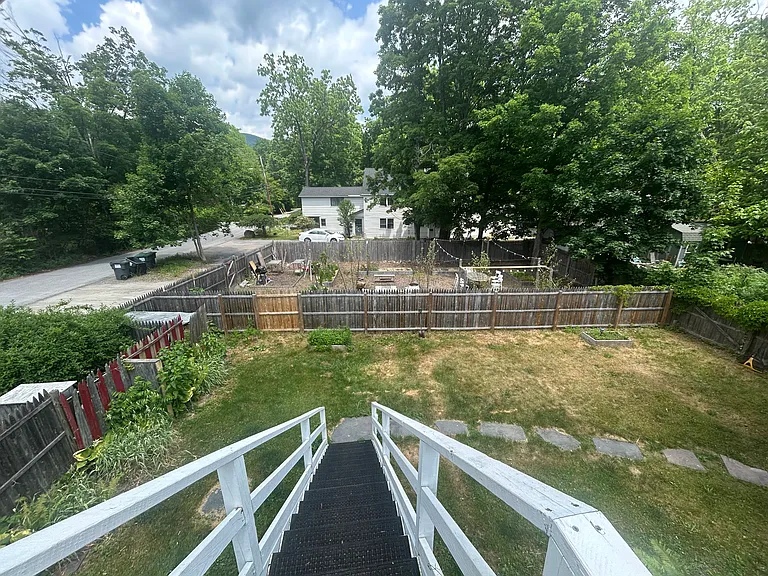 120 Tinker St #4 — Photo 10