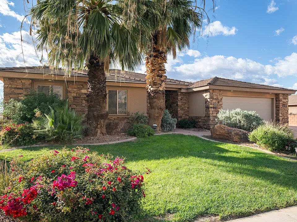 2082 S Angell Heights Dr