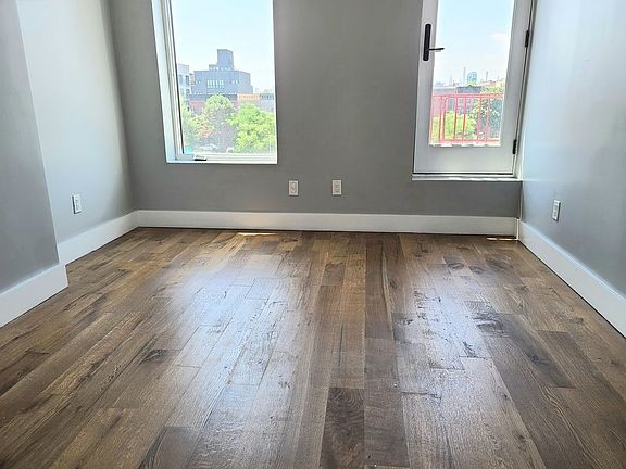3rd image of 459 E 135th St #5C