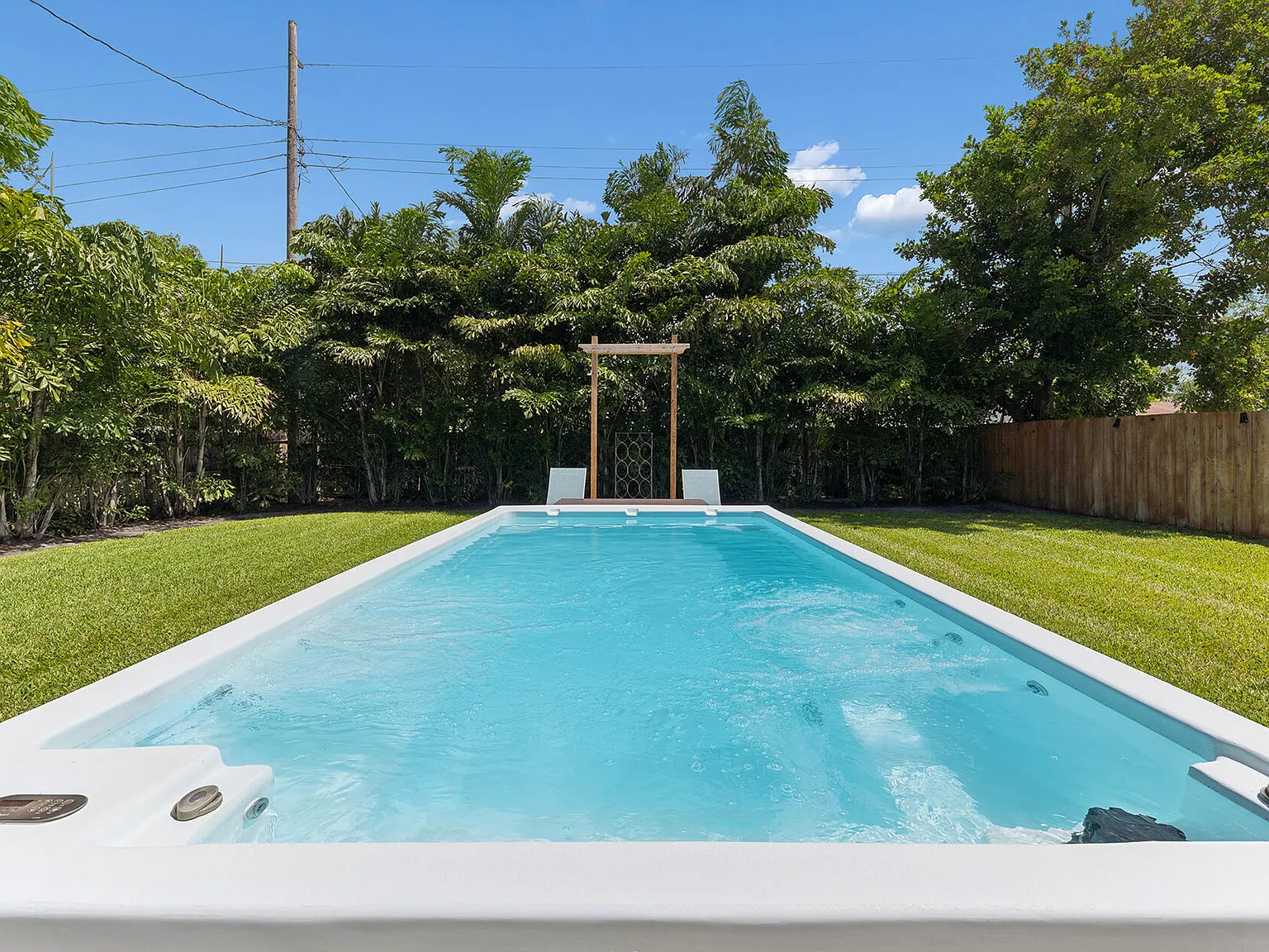 2 bed, 1.5 bath, 754 sqft, $5,000 — Photo 4