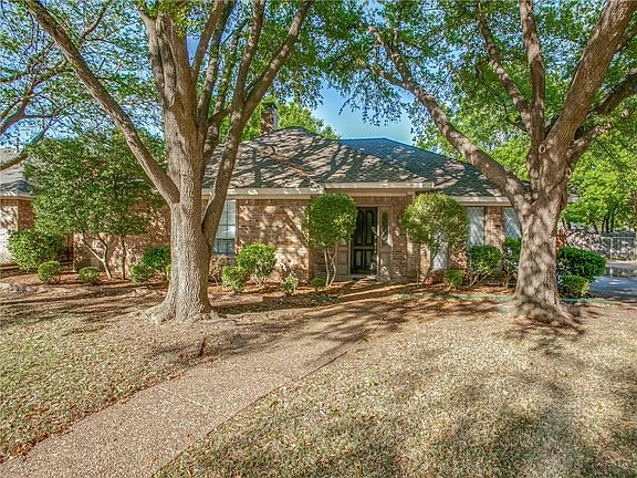 2nd image of 2408 Shadow Lane Dr