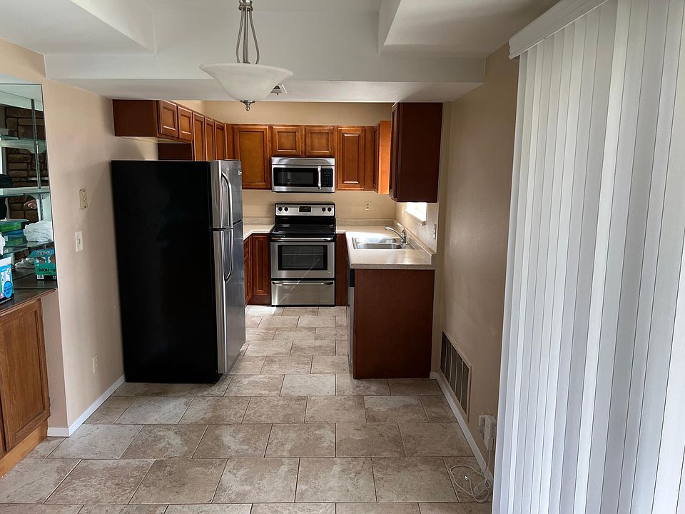 1st image of 7737 S Briarsprings Dr #7737