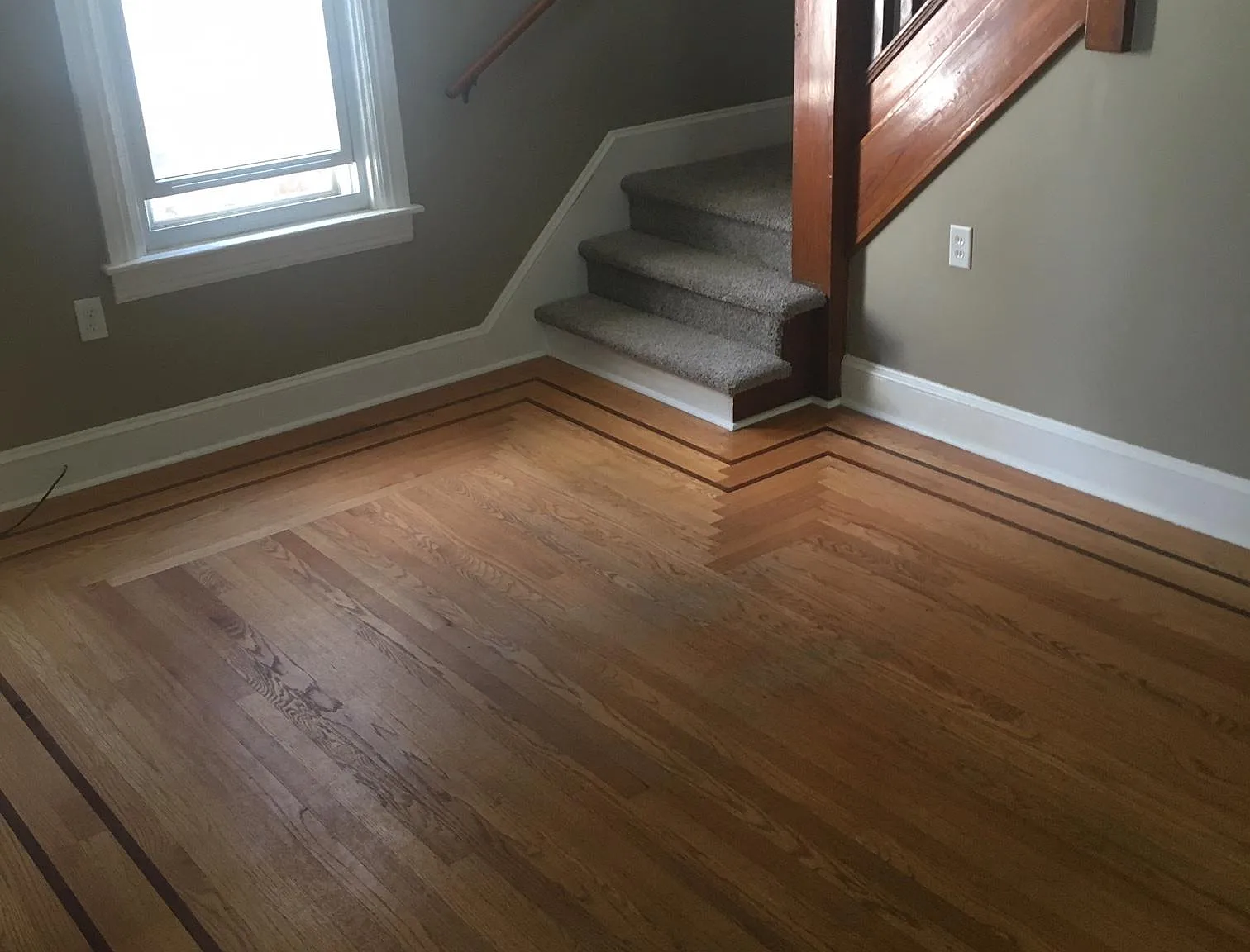 725 Hillside Ave — Photo 3