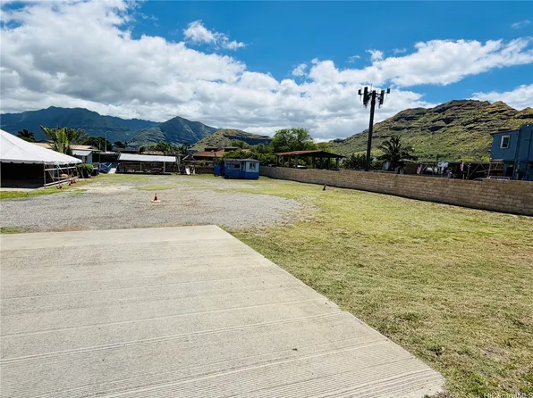 87-672 Farrington Hwy, Waianae, HI 96792