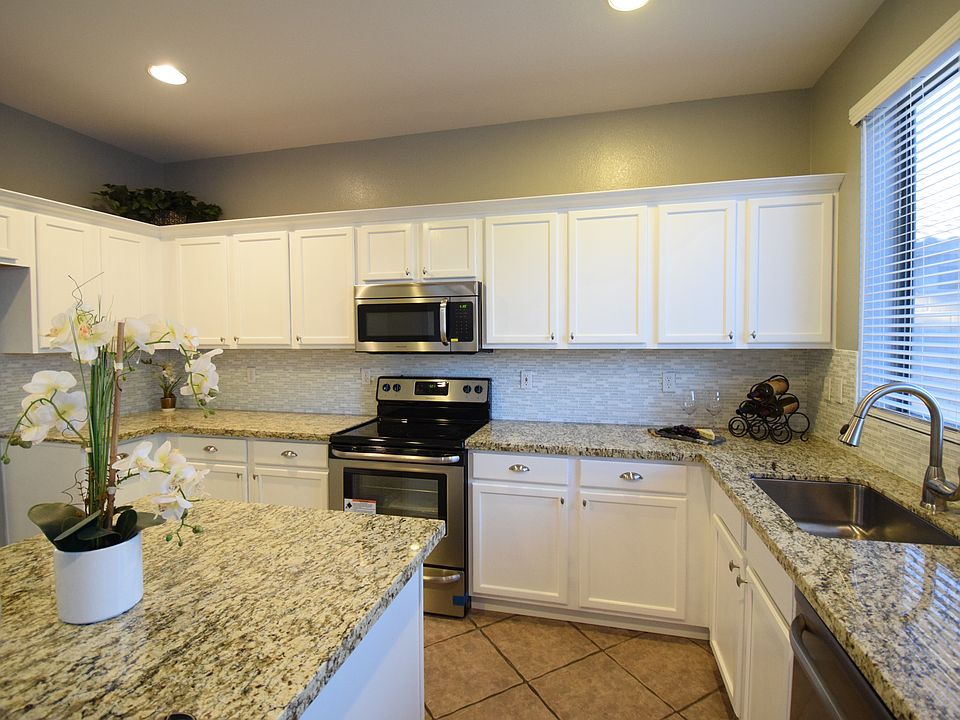 1st image of 21143 N 92nd Ln