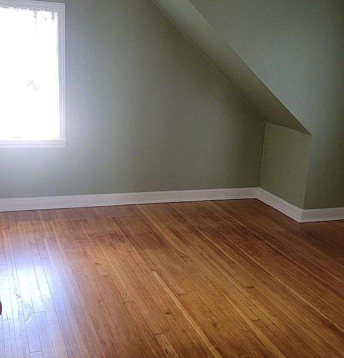 2nd image of 68 Myrtle Ave