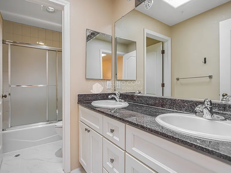 1112 Eddy #C — Photo 21