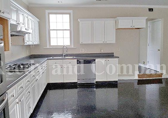 5th image of 3806 Poplar Ave