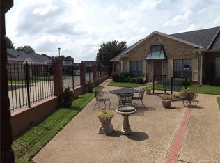 8540 Grover Pl, Shreveport, LA 71115