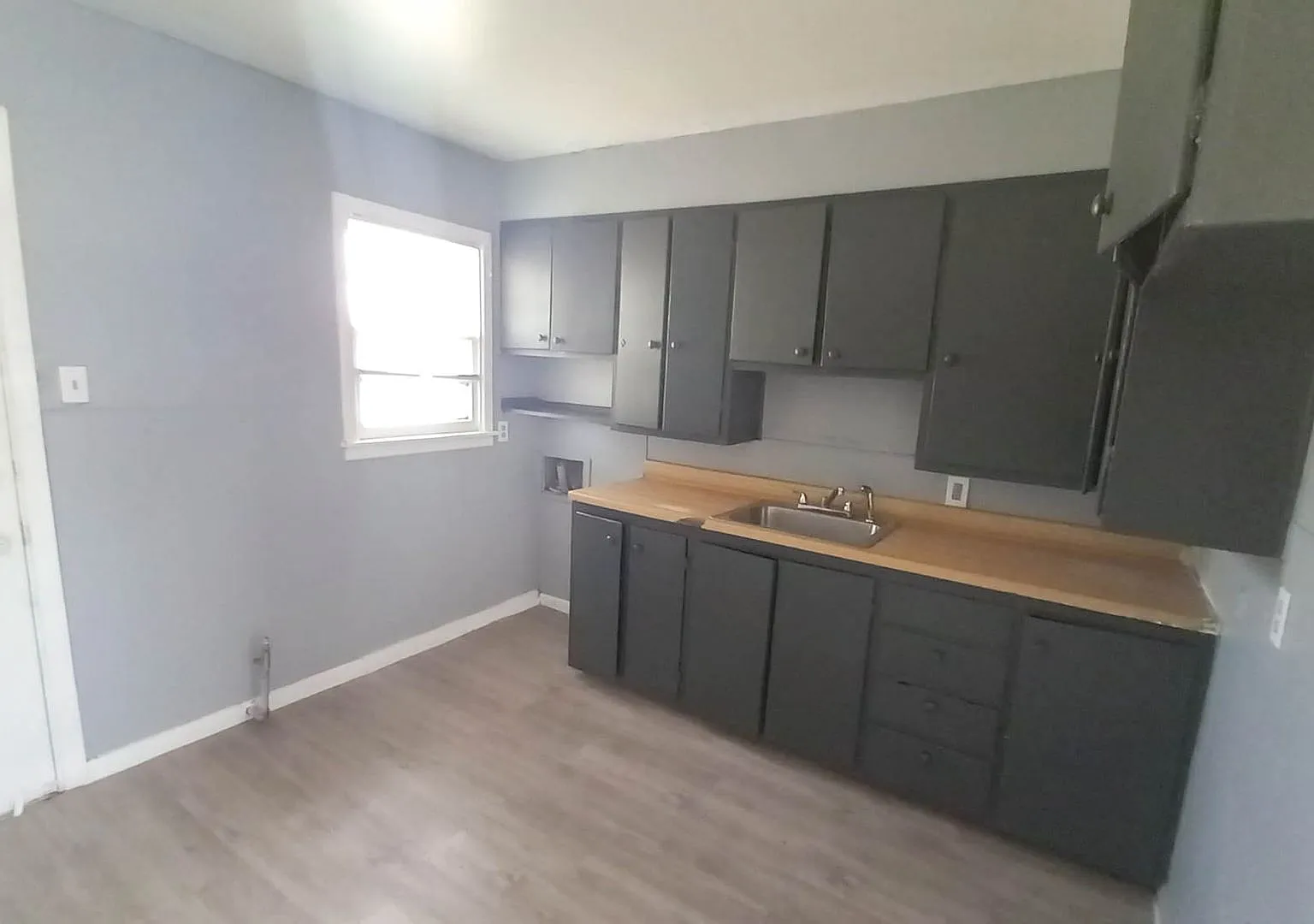 2720 Colgate Street — Photo 4