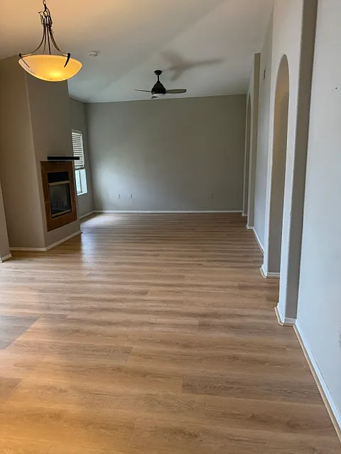 2 bed, 1011 sqft, $1,700 — Photo 4