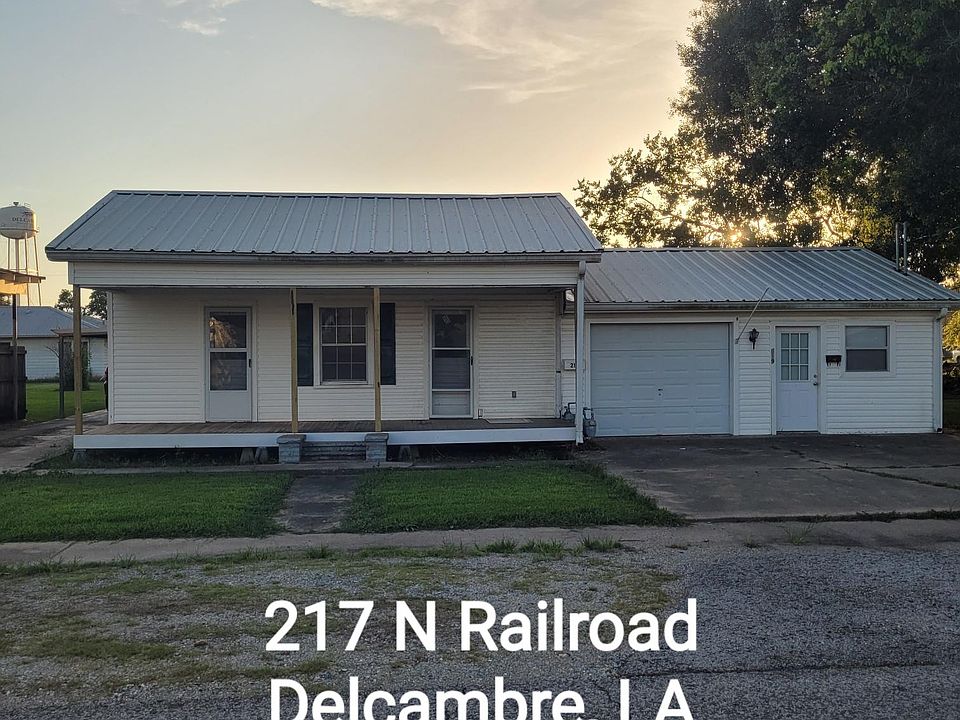 1st image of 217 N Railroad St