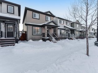 1536 21st St NW, Edmonton, AB T6T 2B7