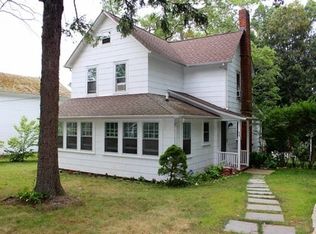 23 Grand St, Sag Harbor, NY 11963