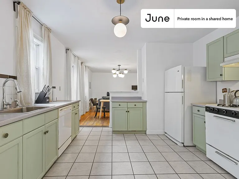 153 Murdock St #A — Photo 6