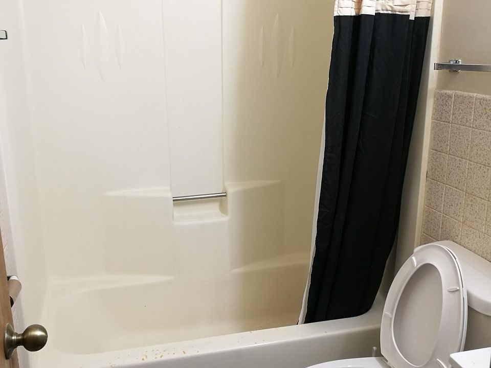 2nd image of 450 S Belmont Ave APT 2E