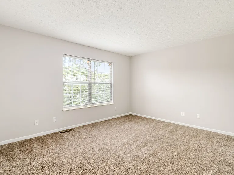 1531 Whispering Willow Ln — Photo 10