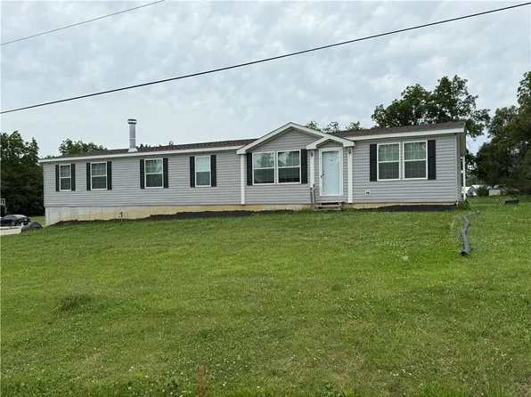 304 N Fricke St, Corder, MO 64021