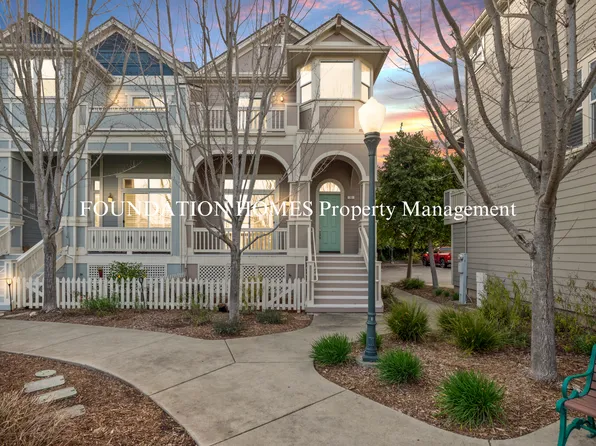 33 Ranch Dr, Novato, CA 94945