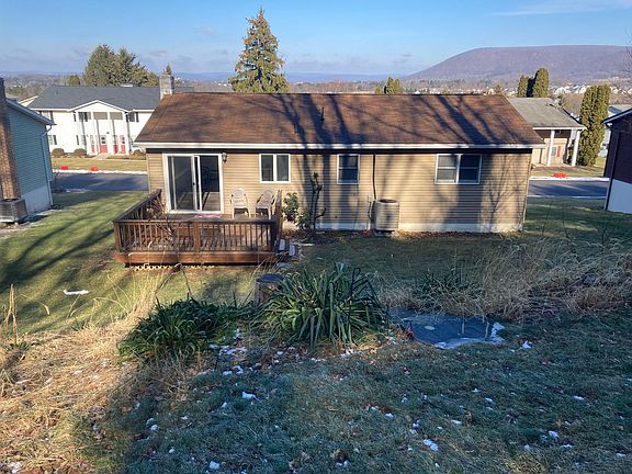 2nd image of 520 West Dr