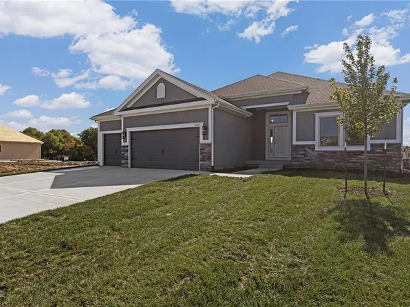3311 NW 93rd Pl, Kansas City, MO 64154