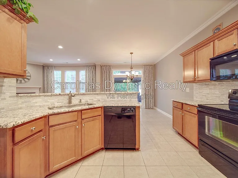6831 Maricopa Rd — Photo 10