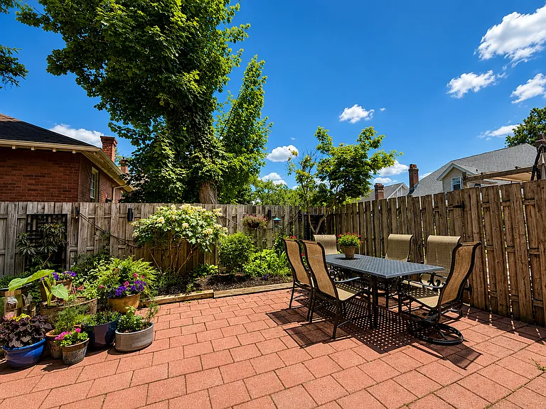 Furnished Private patio includes gas grill
