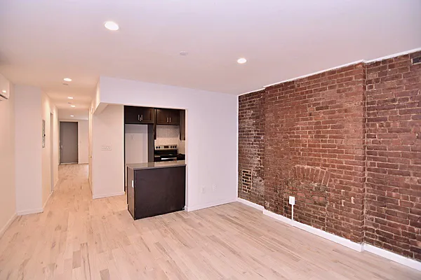 Rented by Bohemia Realty Group | media 4