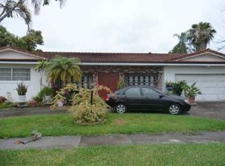 450 NE 144th St, Miami, FL 33161