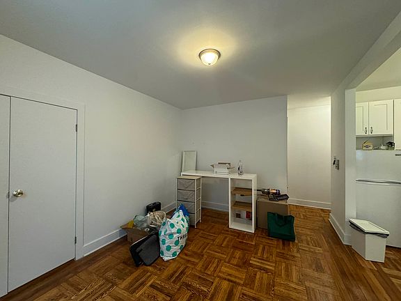 5th image of 200 Sterling Pl APT 1G