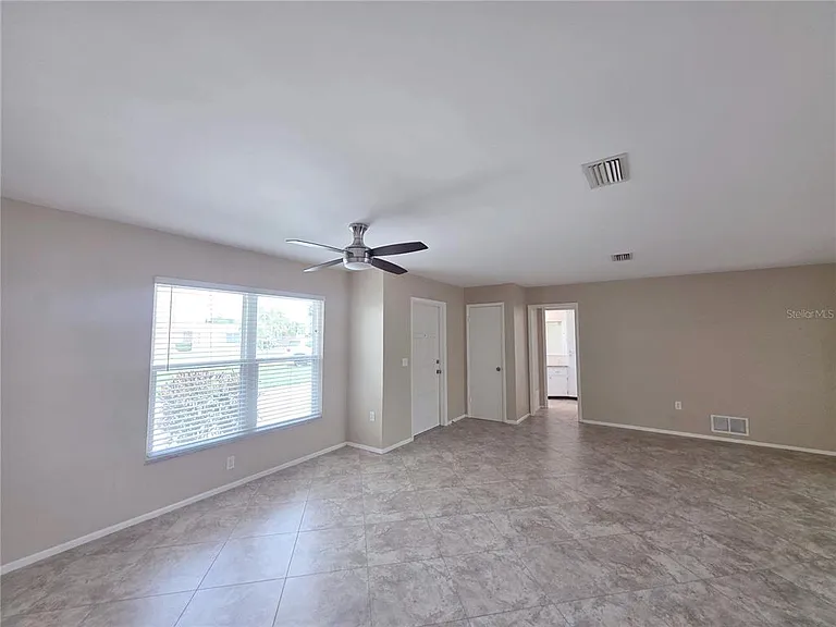 352 Pine Tree Rd — Photo 5