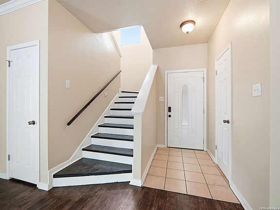 4th image of 8627 Timber Place