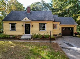 437 Middle Rd, Dover, NH 03820