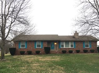 1145 Woodvale Dr, Gallatin, TN 37066