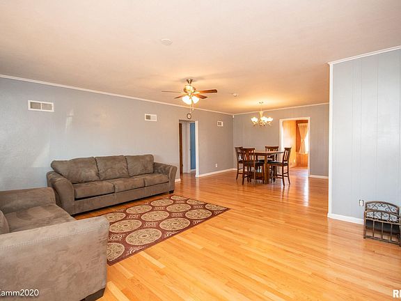 4th image of 1014 N Bluffcrest Ct
