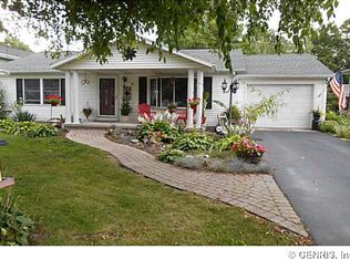 17 Grove St, Livonia, NY 14487