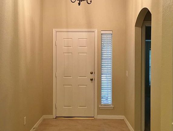 5th image of 952 Winged Foot Dr