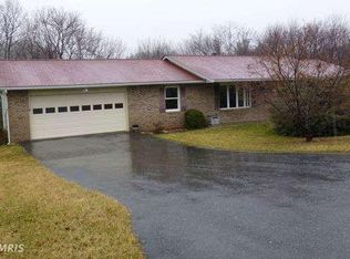 2214 Timothy Dr, Westminster, MD 21157