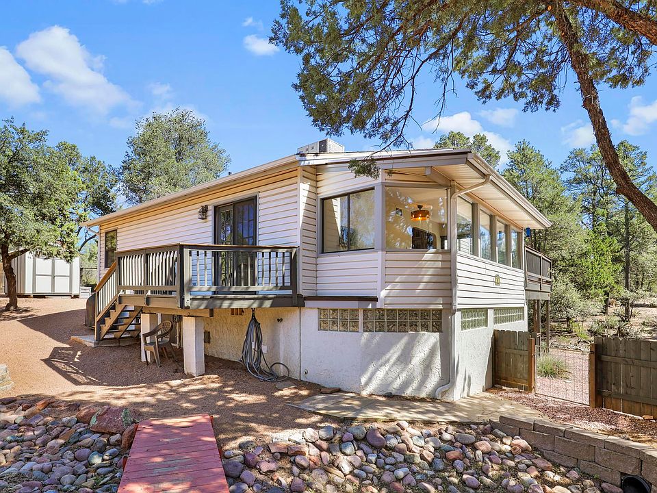 1st image of 511 N Hemlock Cir
