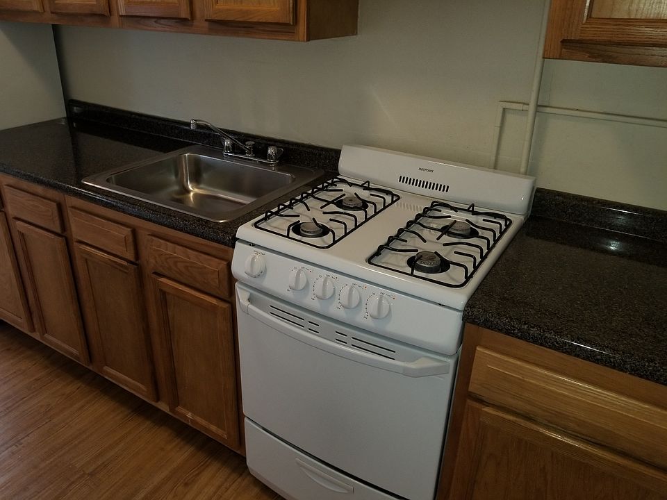 2nd image of 88 Washington St APT 29