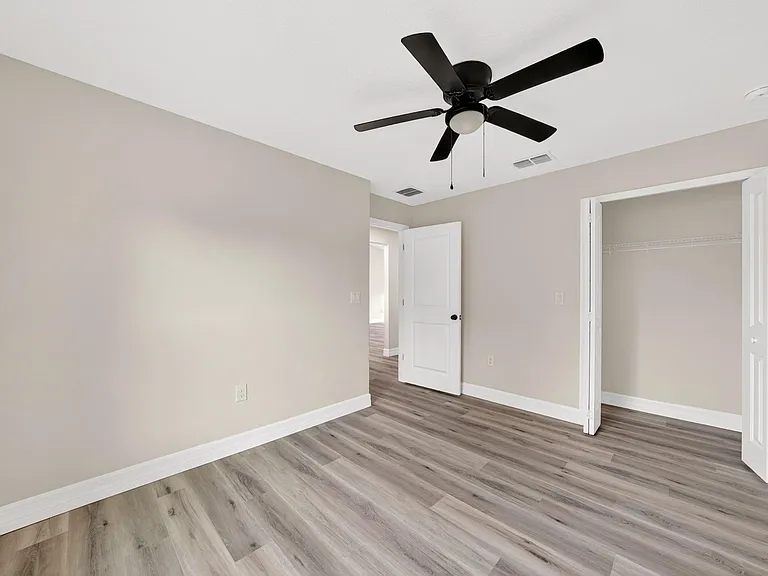 2961 E Brigadoon Ct — Photo 32