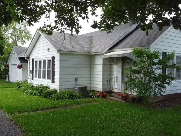 710 N Taylor St, Marengo, IL 60152