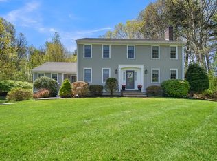 7 Clifford Rd, Southborough, MA 01772