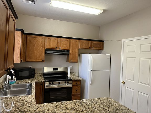 5th image of 2300 E Magma Rd Unit 28