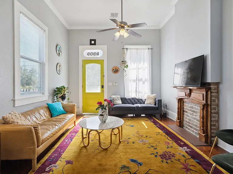 2311 Dumaine St — Photo 2