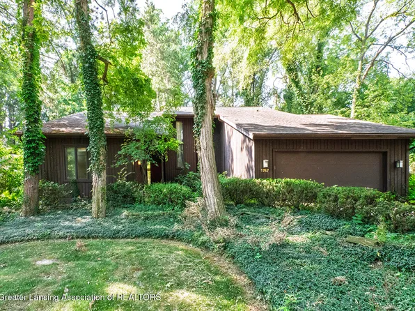 1767 Sashabaw Dr, Okemos, MI 48864